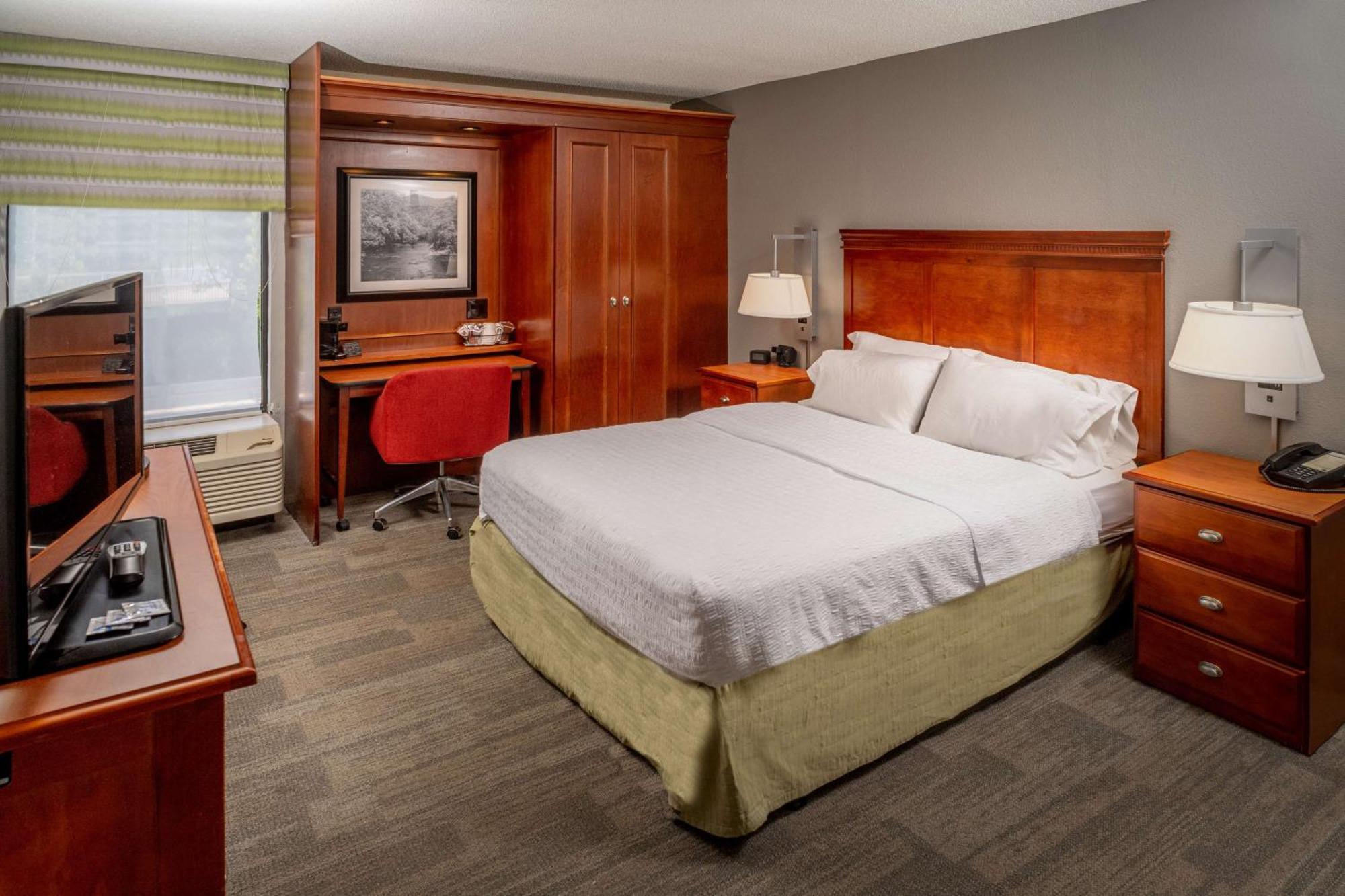 Hampton Inn Charleston Downtown Exterior photo